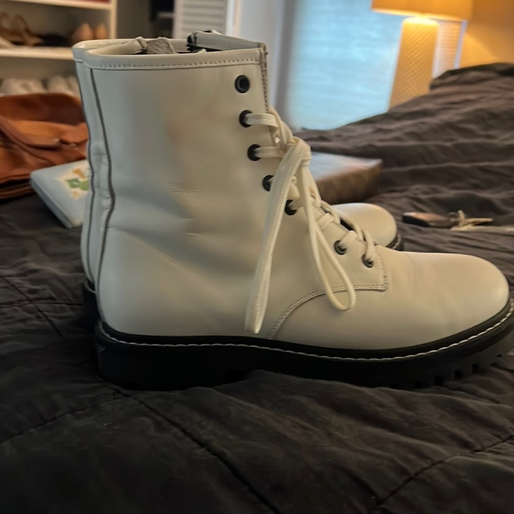Thursday white combat boots excellent condition   Only worn once